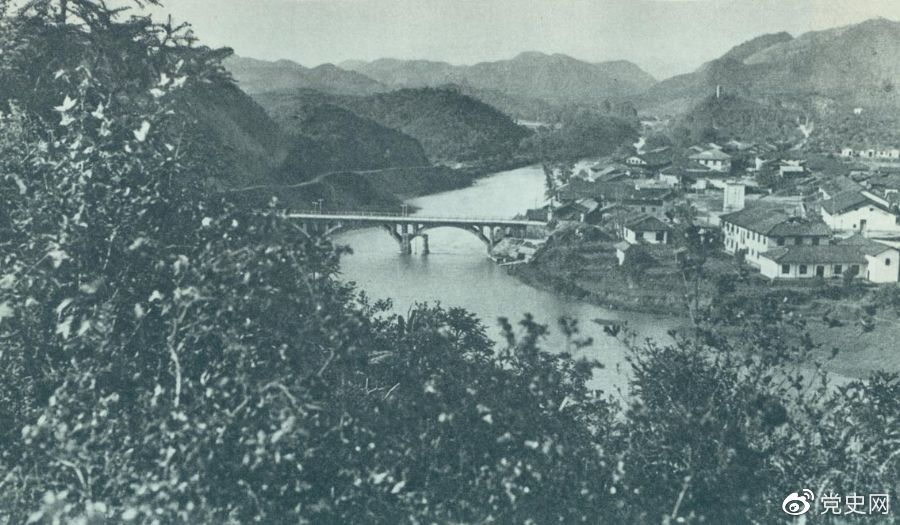 1930年12月，紅軍在龍岡地區(qū)殲滅國民黨軍第十八師近一萬人，活捉敵師長張輝瓚。圖為作戰(zhàn)舊址江西興國東北的龍岡。